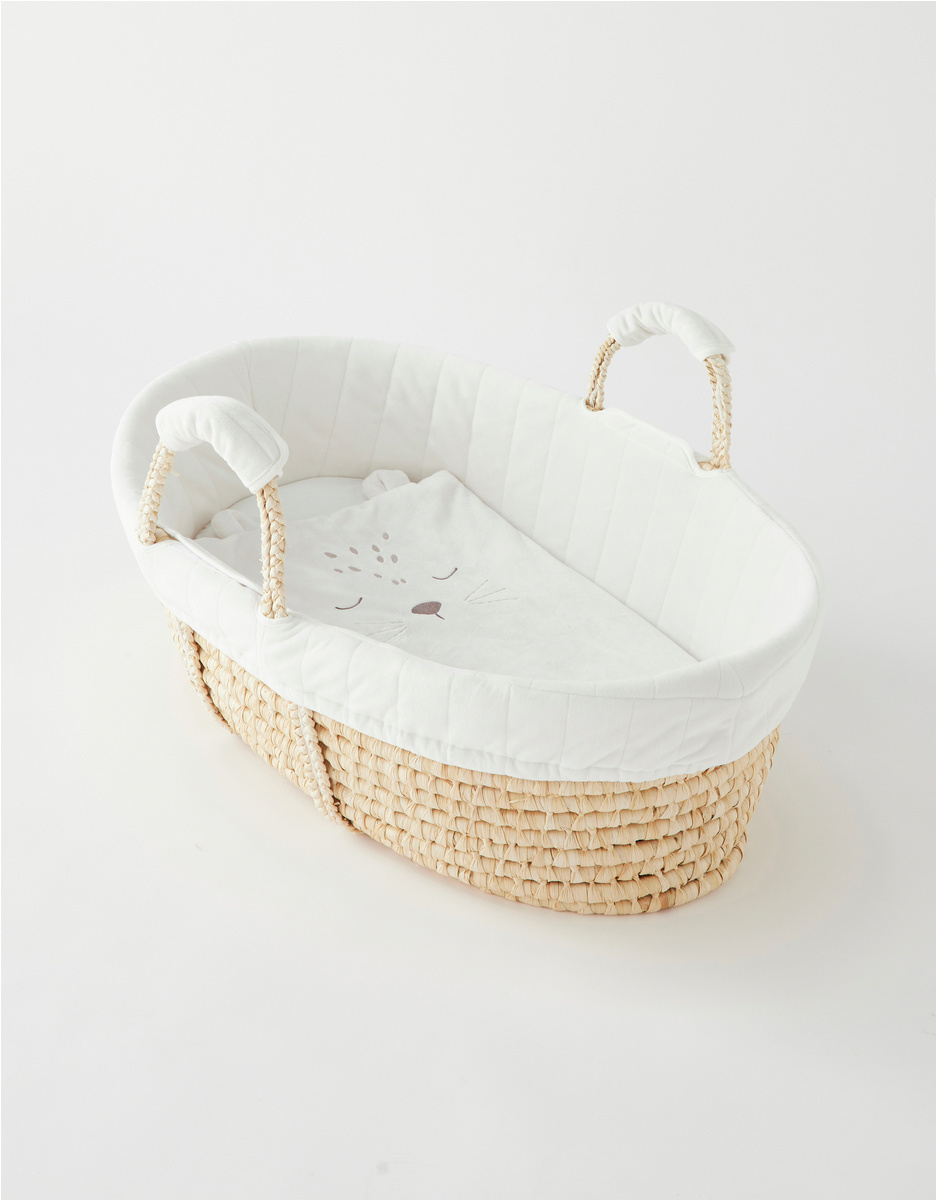 Veloudoux® Babou & Kendi moses basket, off-white