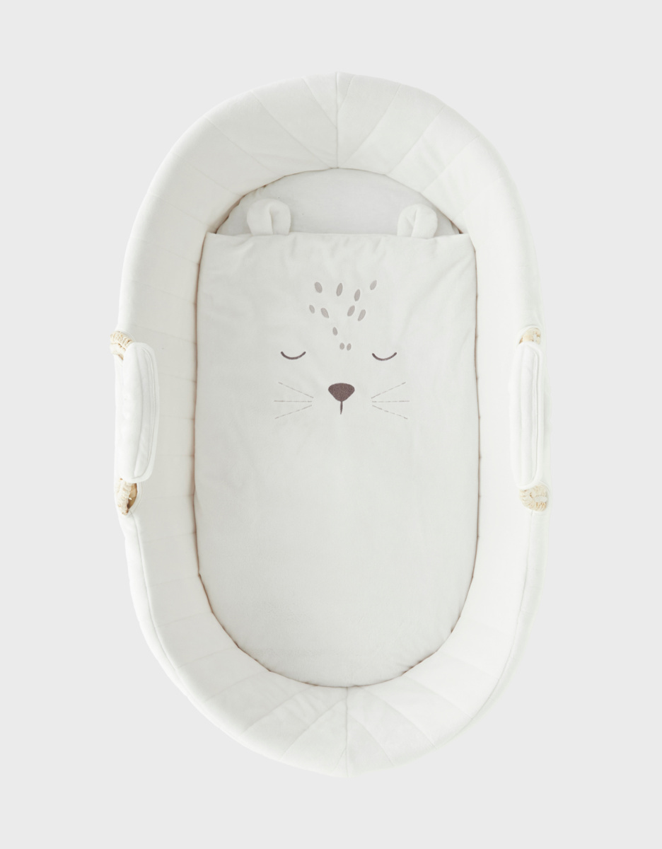 Veloudoux® Babou & Kendi moses basket, off-white