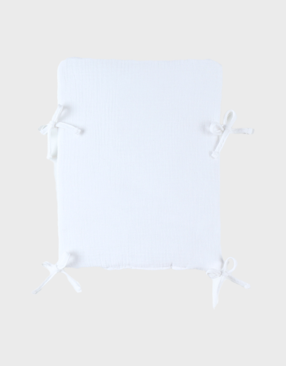 Bed bumper and rail protections, mousseline de coton