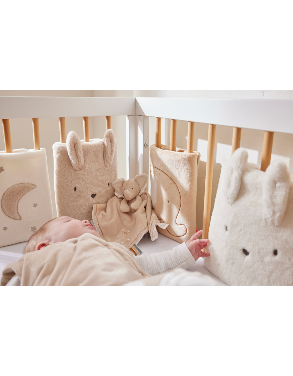 Crib and playpen rail protections (6)