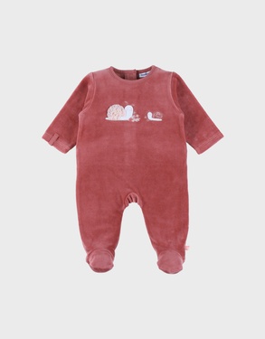 Baby pyjama van fuchsia velours met slakje
