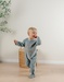 Groene velours pyjama met geborduurde leeuw
