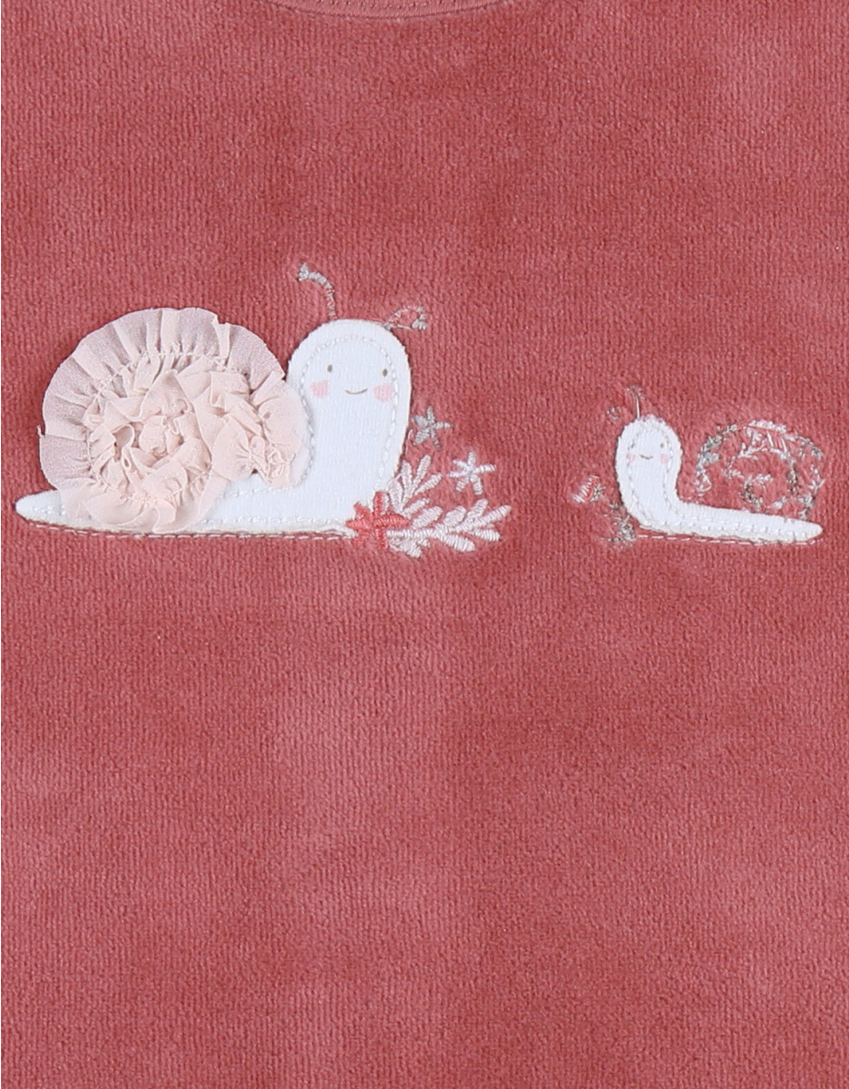 Fuchsia velour baby pyjama with embroidered snail
