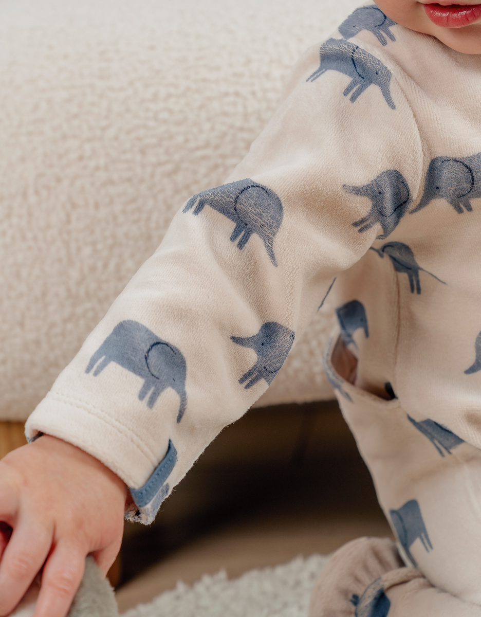 Beige velours pyjama met Bali olifantprint
