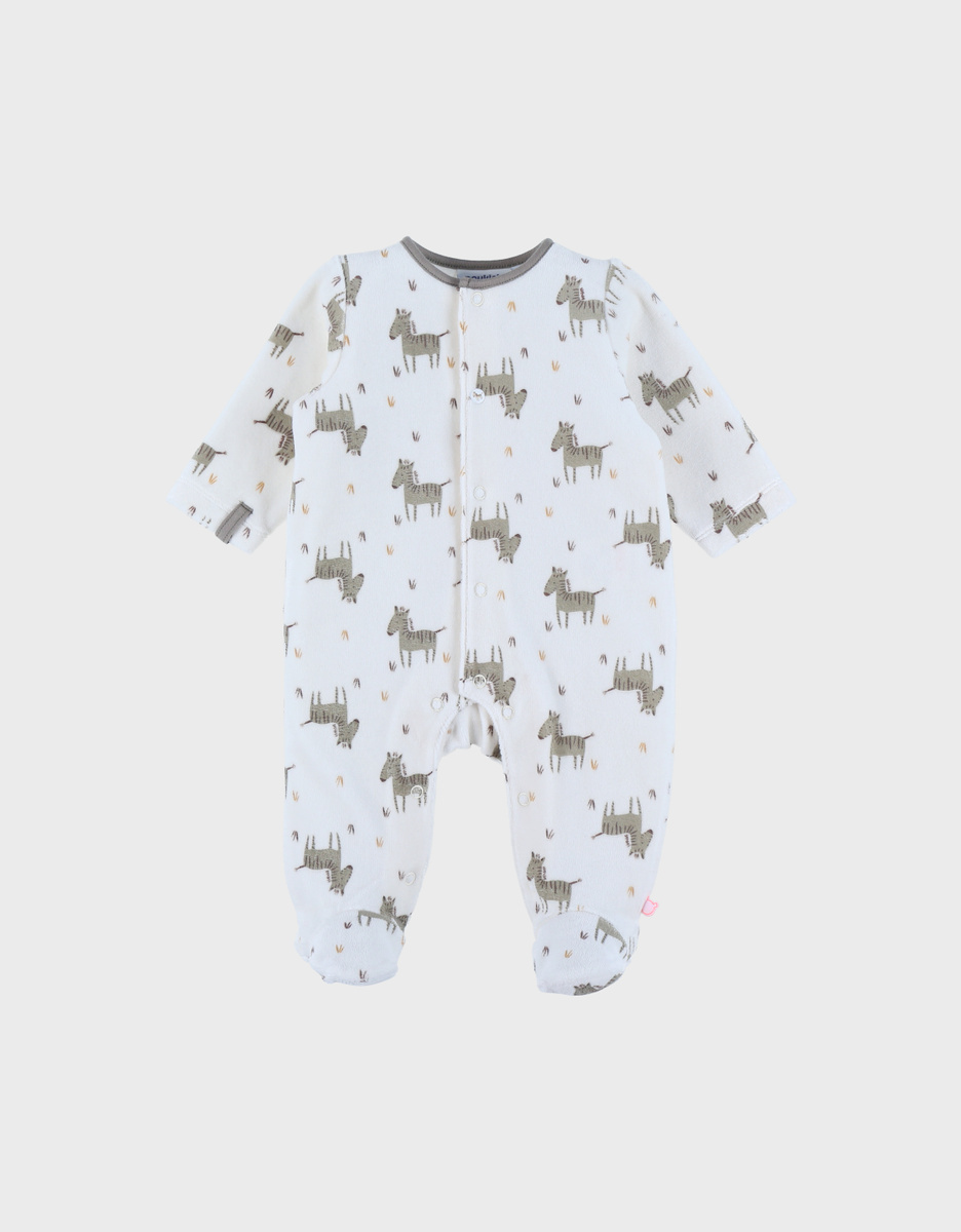 Babypyjama met wit fluwelen motief
