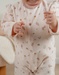 Roze velours pyjama met ruches
