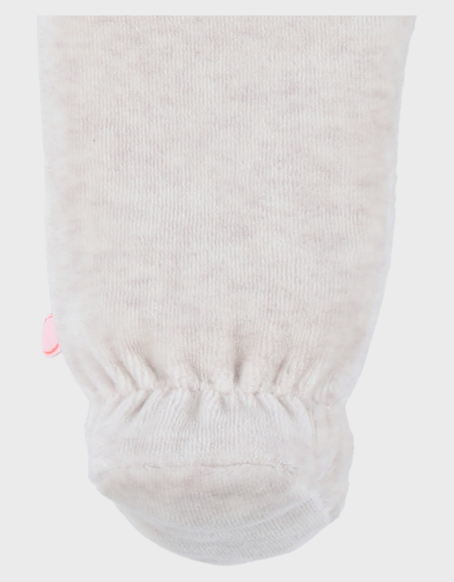 Baby pyjama van velours met beige katje
