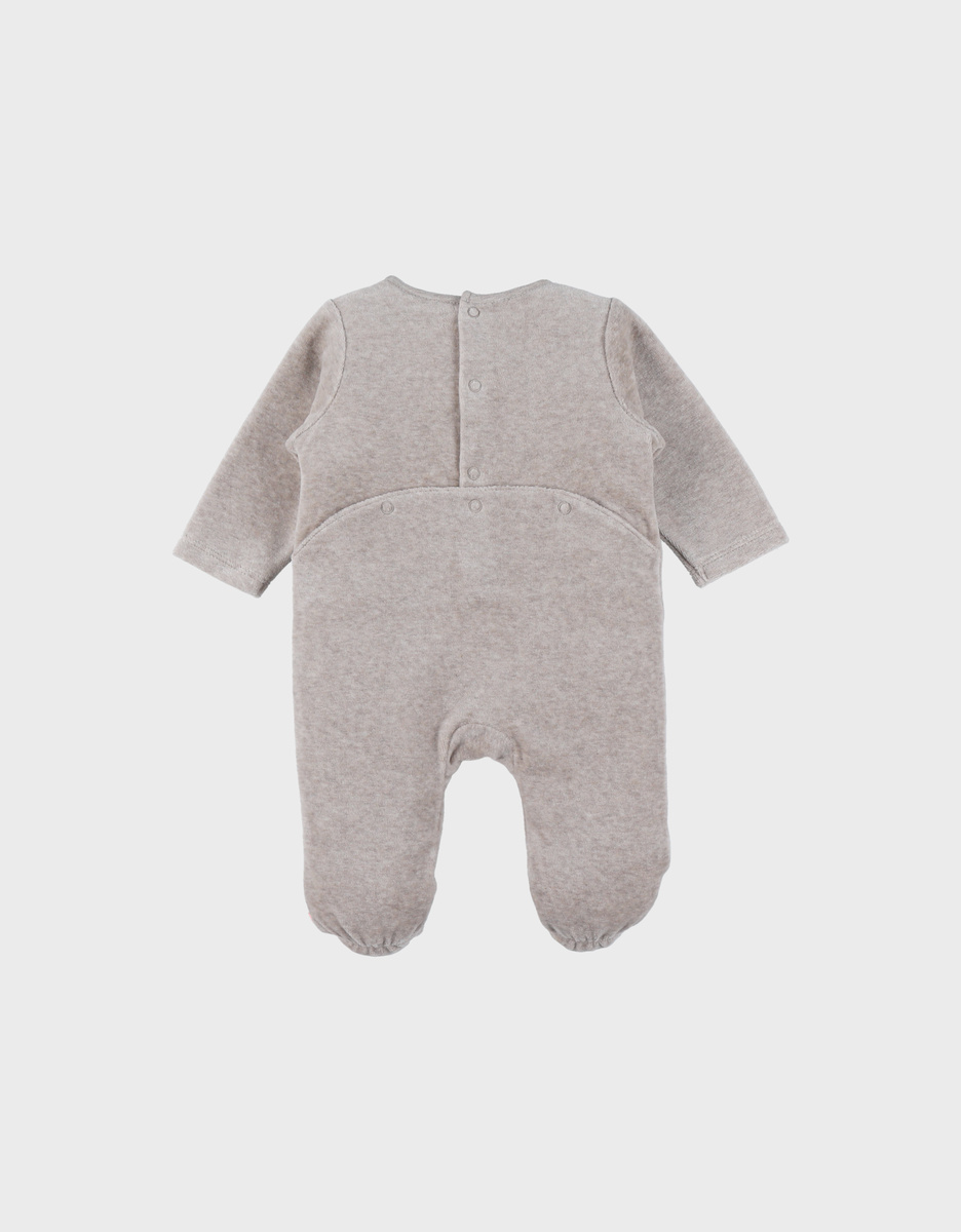 Baby pyjama van beige velours met konijntje
