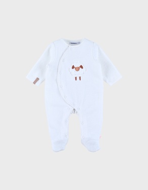 Witte babypyjama met schapenborduursel in fluweel
