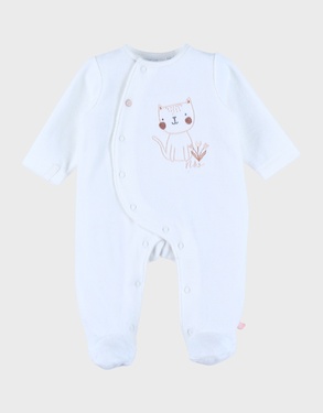 Velours baby pyjama met kattenborduursel
