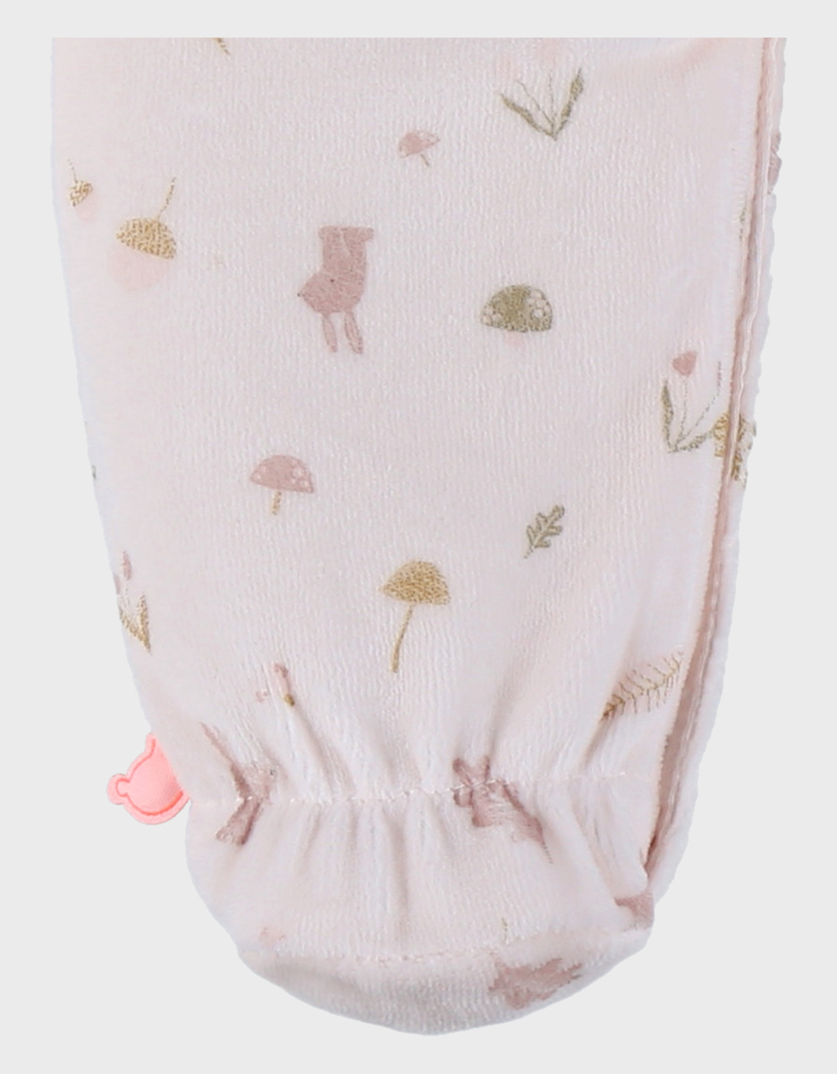 Light pink velour sleepsuit with ruffles
