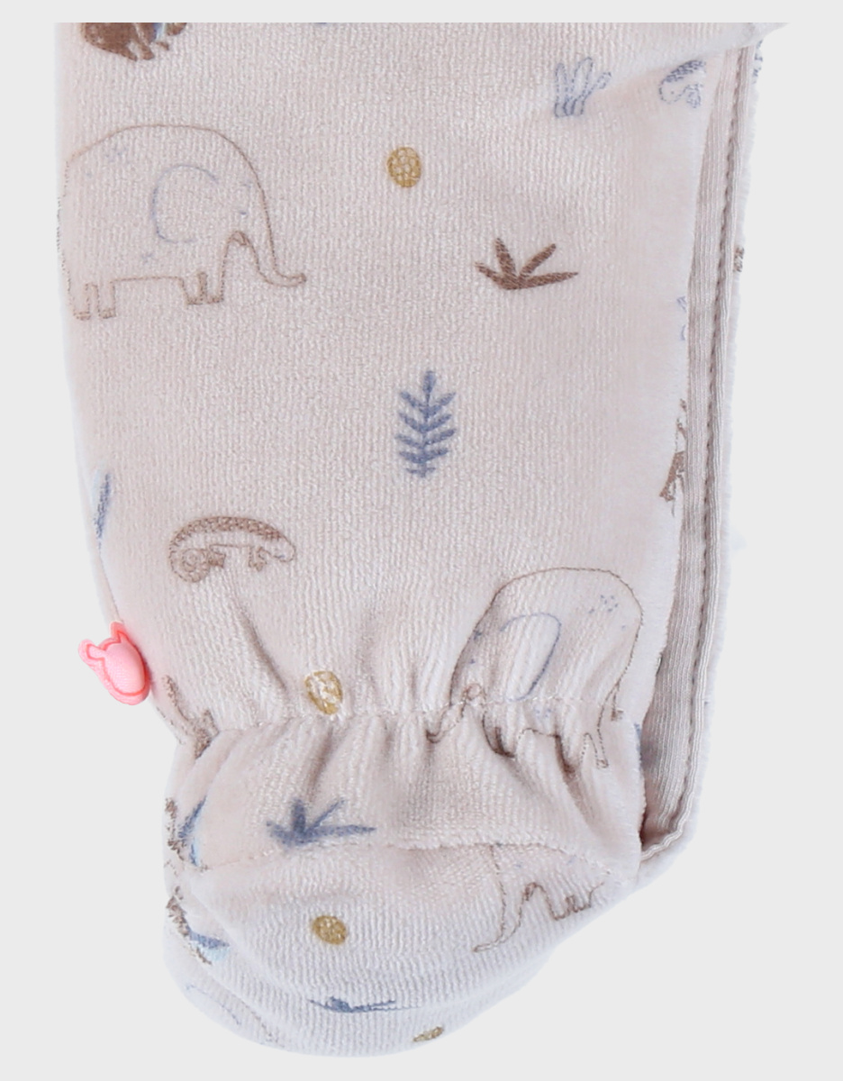 Baby pyjama with jungle pattern in velvet
