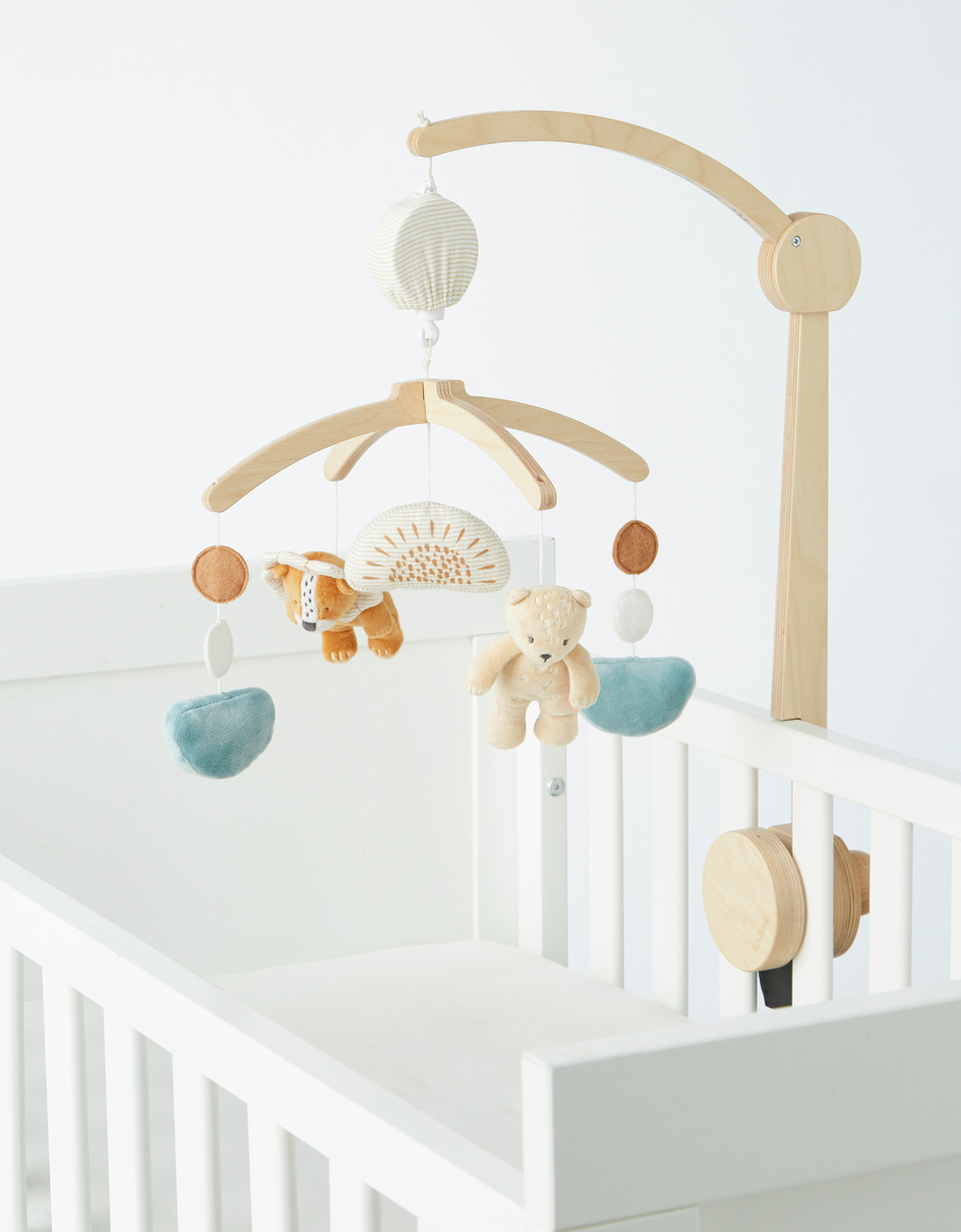 Wooden Babou & Kendi musical mobile 