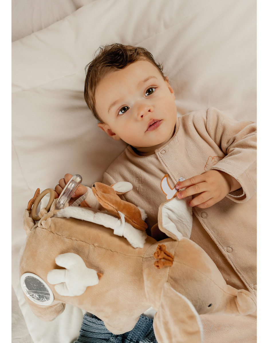 Veloudoux en mousseline Bali activiteitenknuffel, karamel