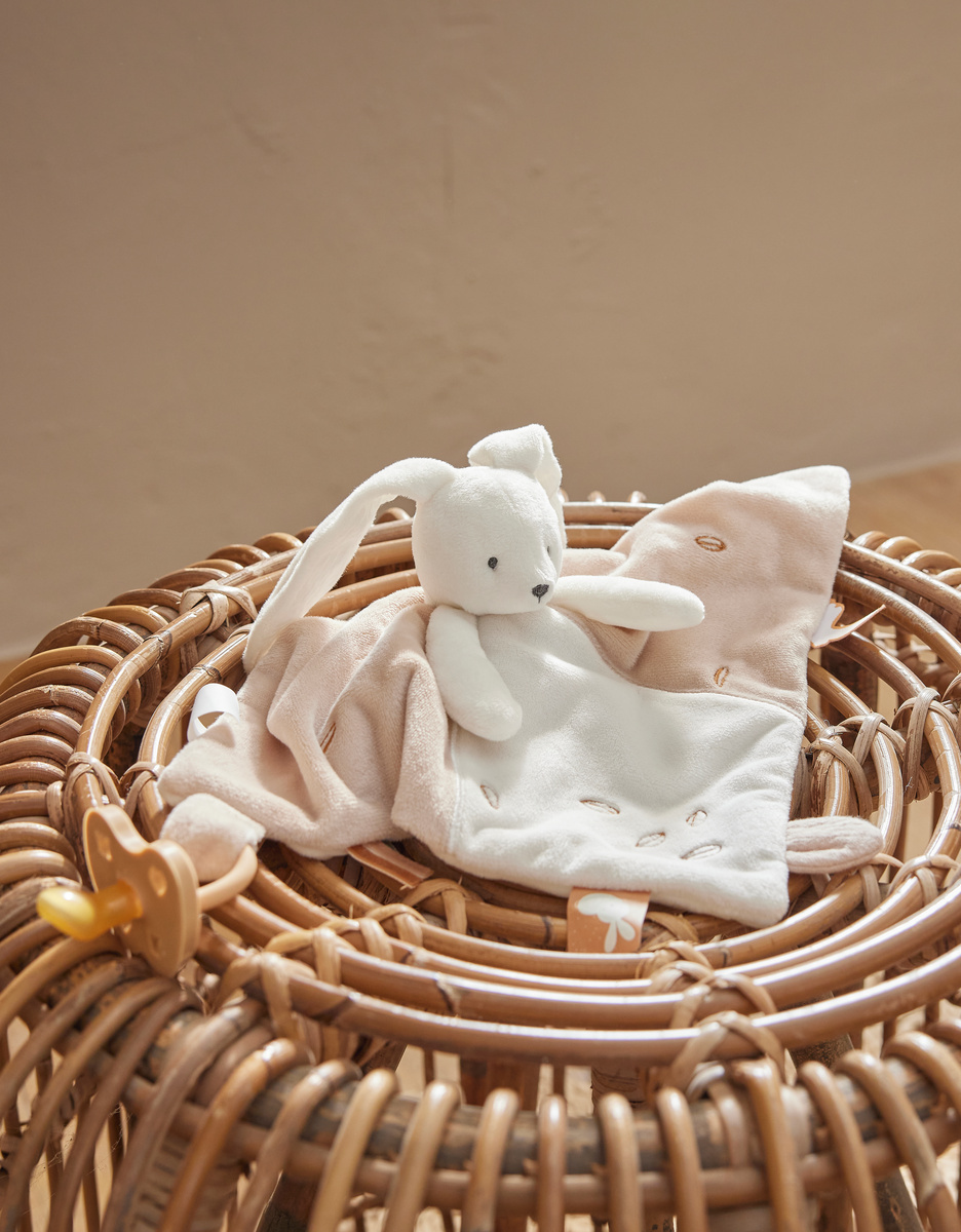 Comforter Snow, Rabbit