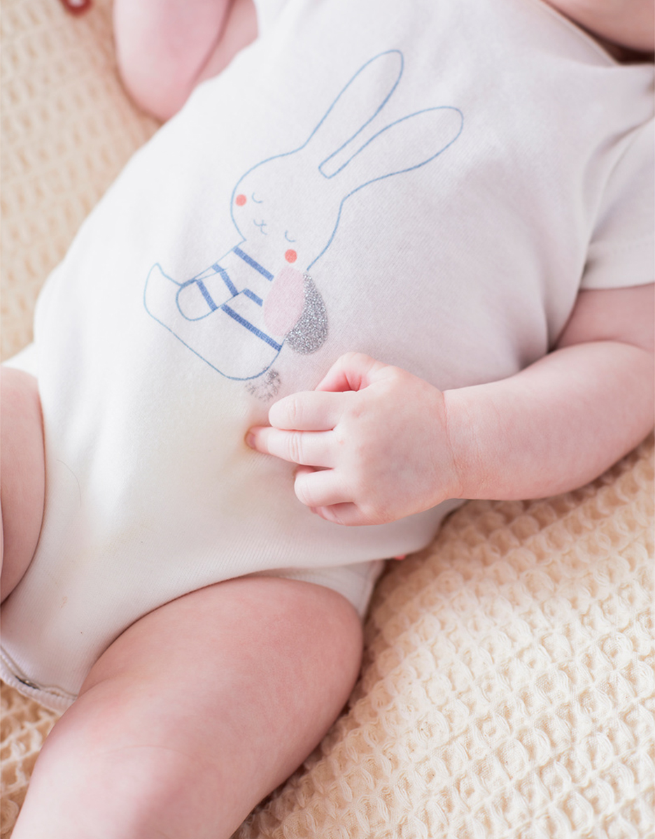Witte body met US-kraag en korte mouwen