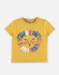 Yellow t-shirt with short sleeves and a lion