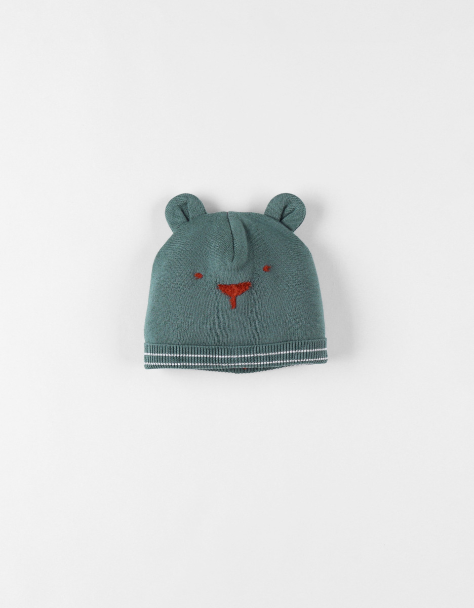 Jersey hat with picture of Nouky, green