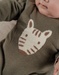 Grijze babypyjama met gebreide zebra
