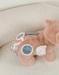 Activiteitenknuffel Lily in Veloudoux® en mousseline roze
