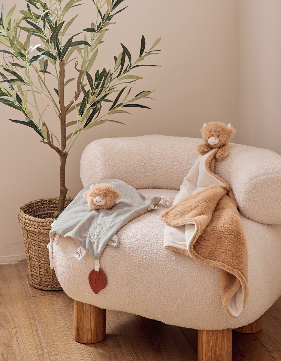 My first Fluffy blanket in Veloudoux® beige ecru

