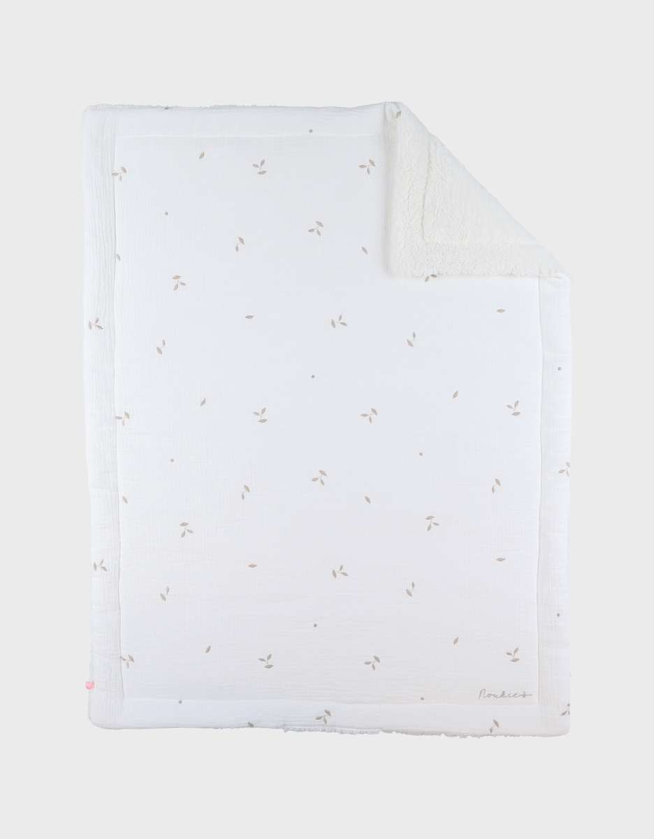 75x100cm muslin and sherpa blanket in ecru
