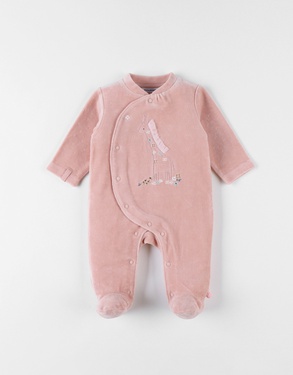1-piece velvet pyjamas with giraffe, powder pink