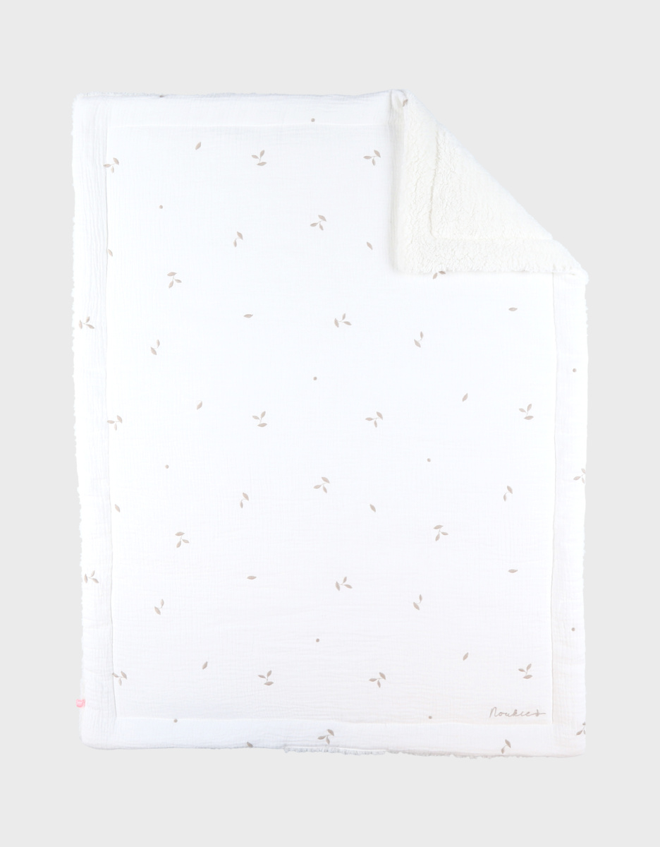 75x100cm muslin and sherpa blanket in ecru
