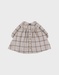 Babyjurk met beige ruitjes
