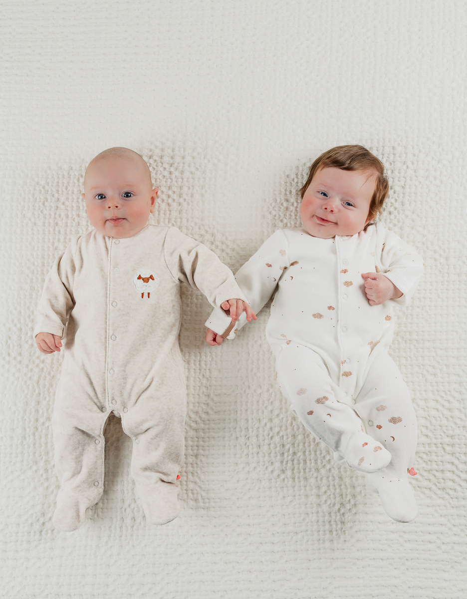 Lot de 2 pyjamas bébé en velours brodé mouton