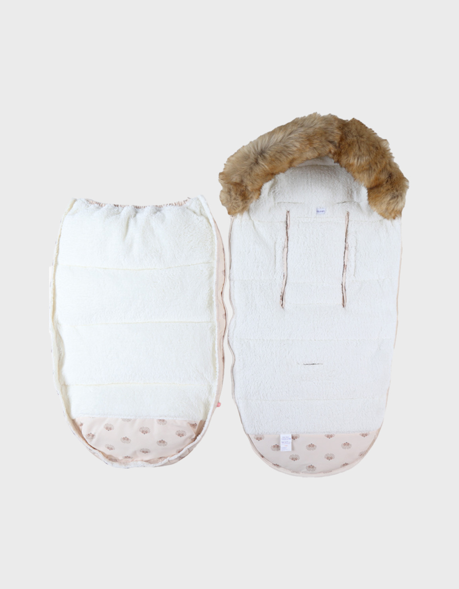 Water-repellent canvas footmuff