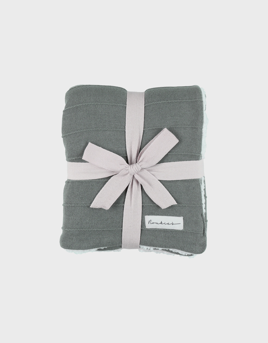 75x100 cm khaki blanket in organic cotton and sherpa
