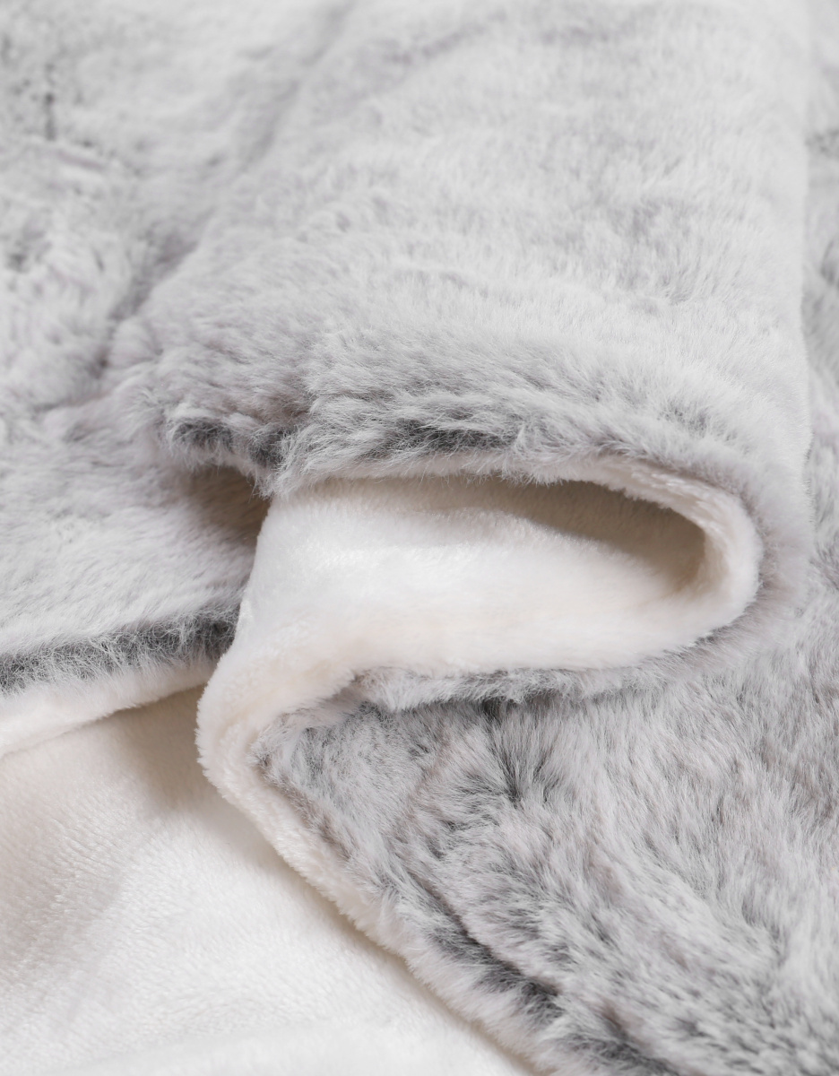 Faux fur 100 x 140cm blanket, grey