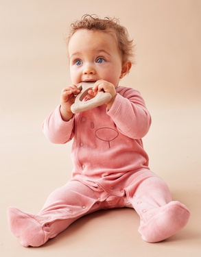 Candy-pink velvet sleep-well pajamas