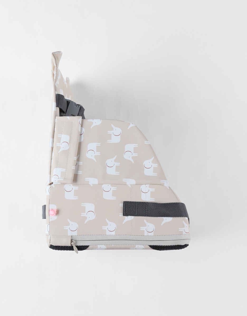 Waterproof booster seat, beige