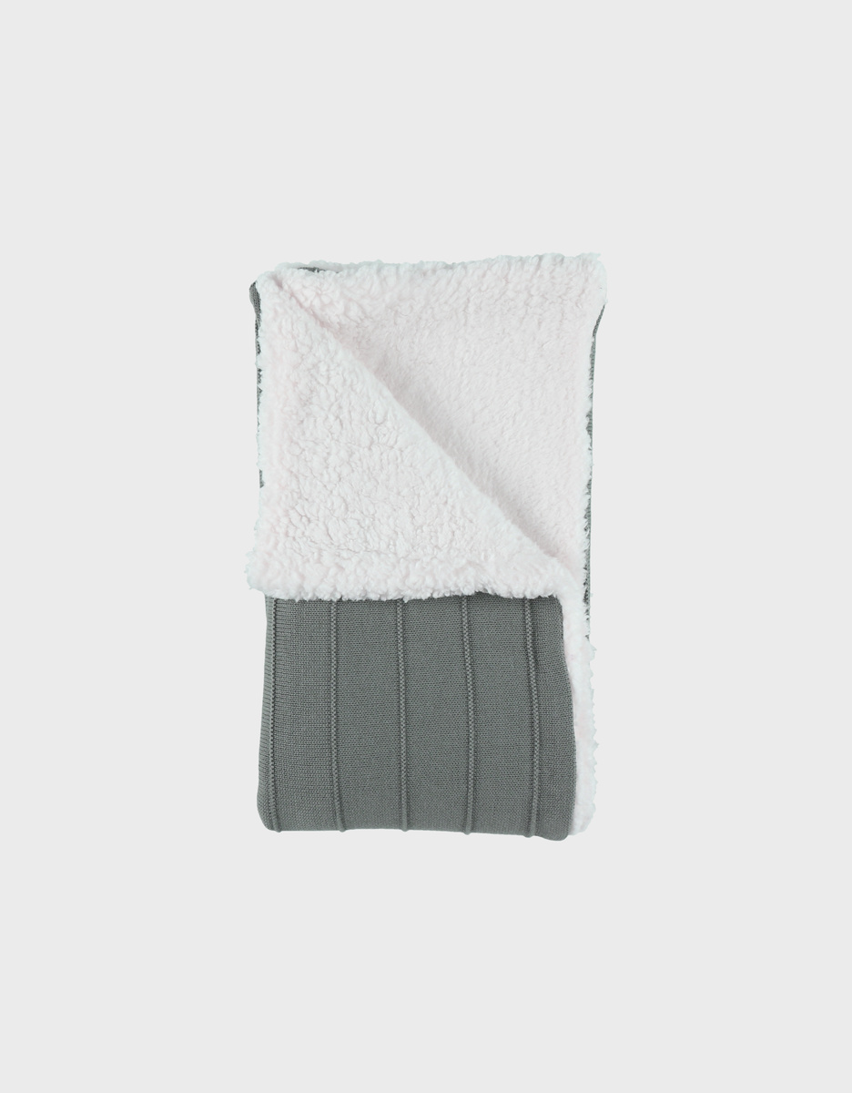 75x100 cm khaki blanket in organic cotton and sherpa
