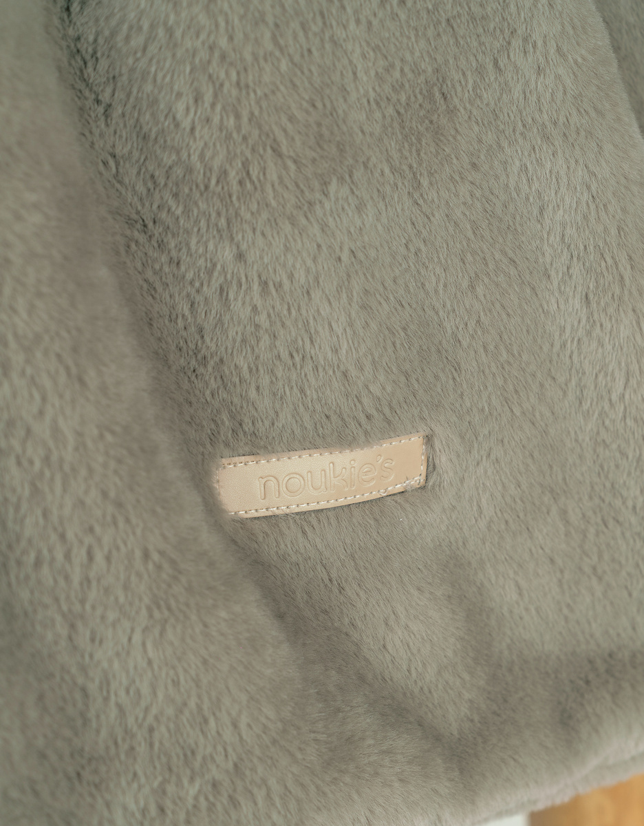 Khaki faux fur blanket 140x200 cm
