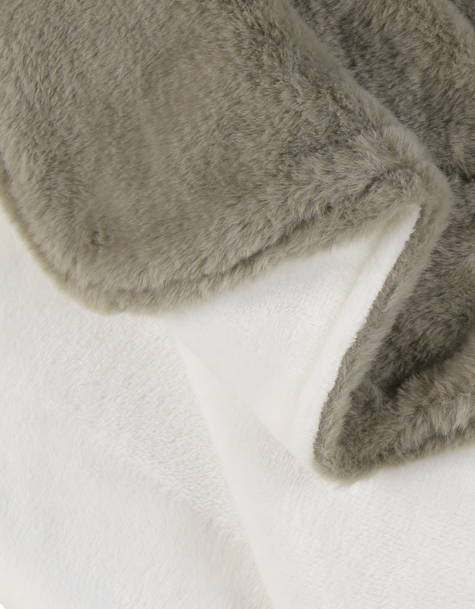 Khaki faux fur blanket 75x100 cm
