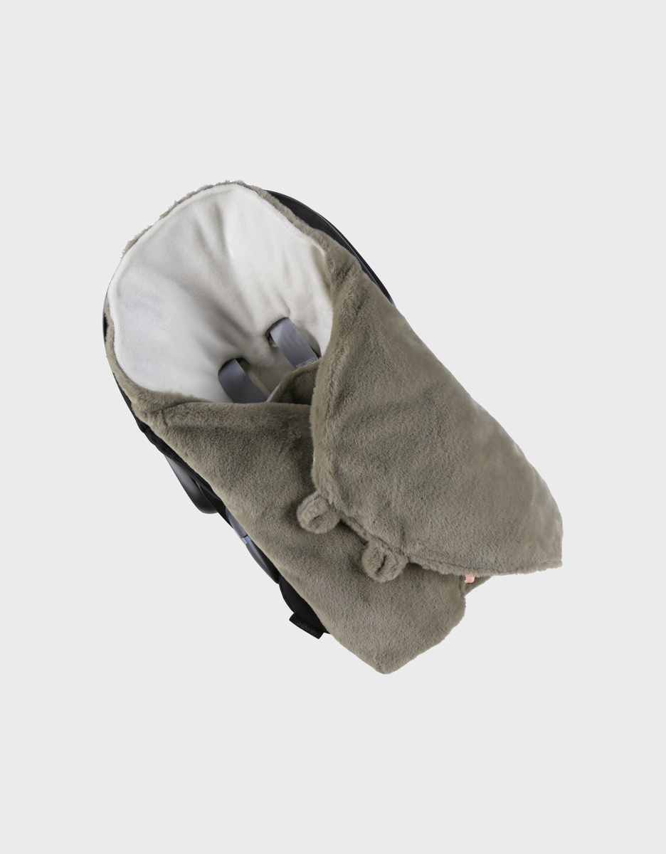 Khaki faux fur outing blanket 65x45 cm  

