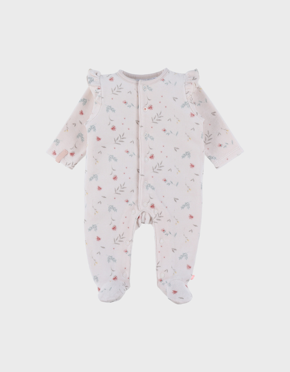 Lichtroze velours baby pyjama met bloemenprint en ruches
