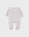 Lichtroze velours baby pyjama met bloemenprint en ruches
