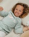 Pyjamaset van velours in groen en roze
