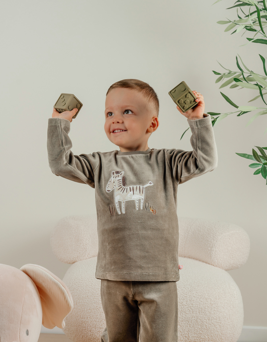 Khaki velour pyjama set with zebra print
