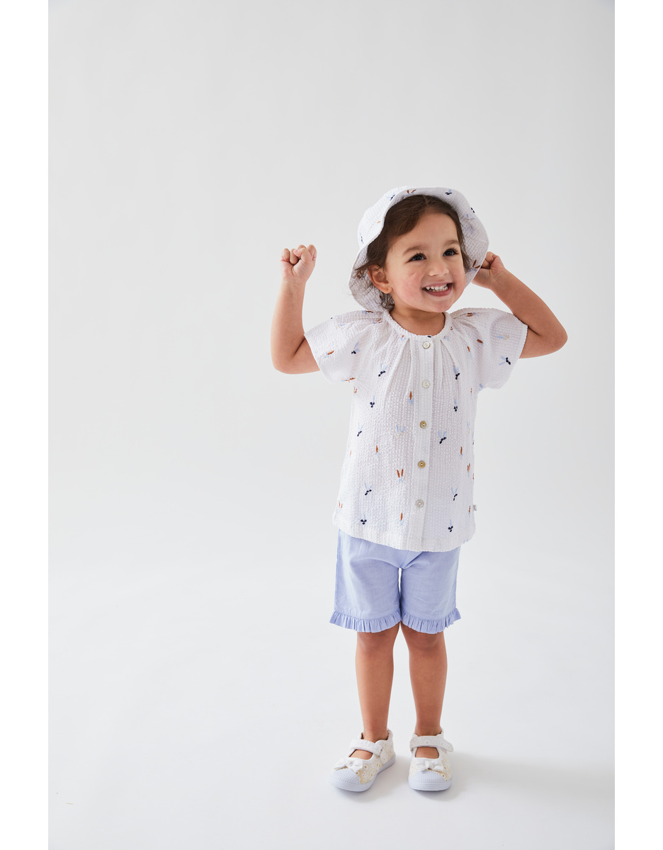 Floral embroidered blouse + shorts set, off-white/light blue