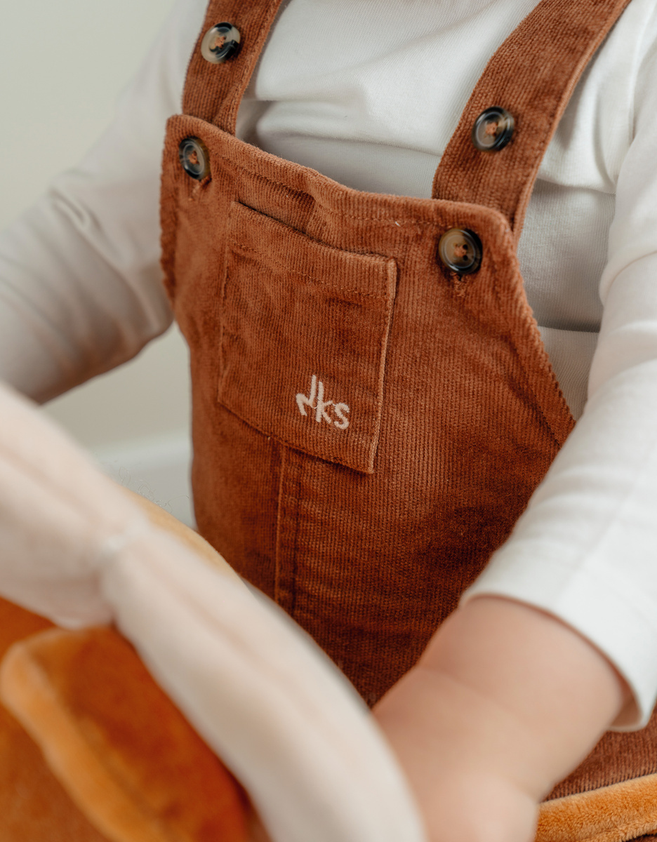 Salopette en t-shirt set in geribd fluweel

