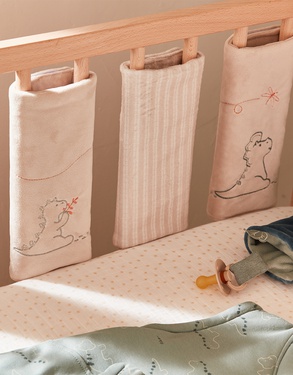 Bed and playpen bar protections, beige