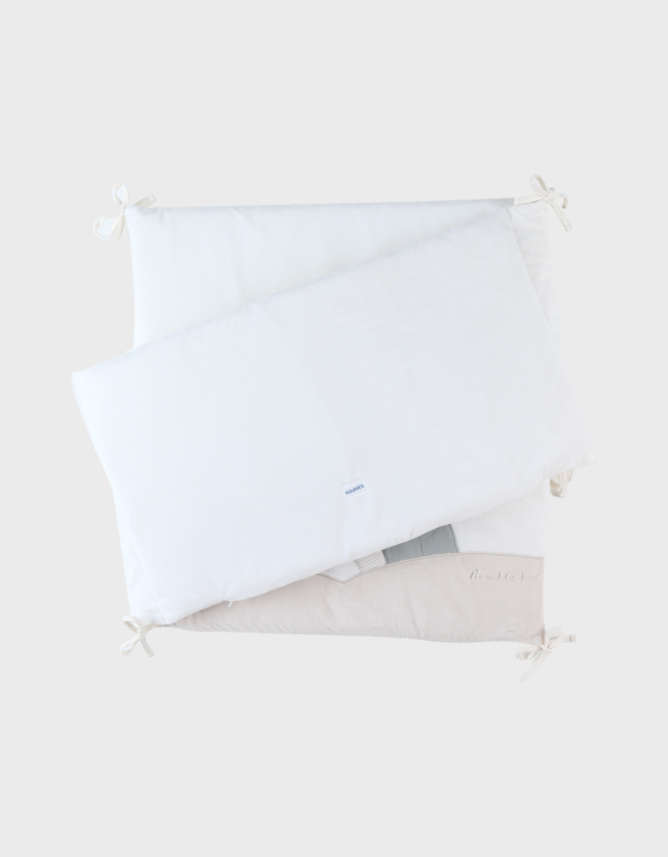 Veloudoux Tiga, Stegi & Ops bed bumper, off-white