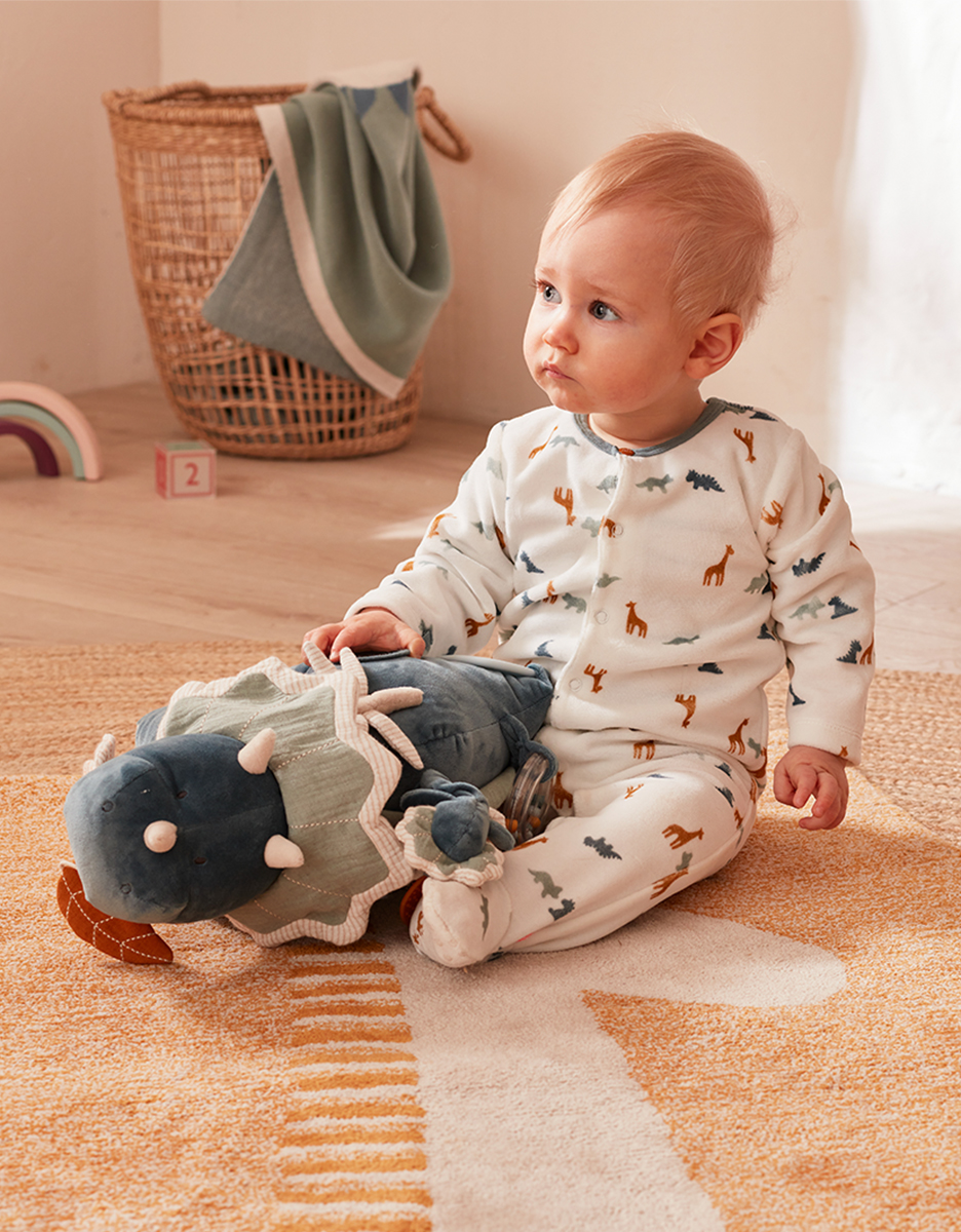 Velvet pyjamas with dinosaur prints, white