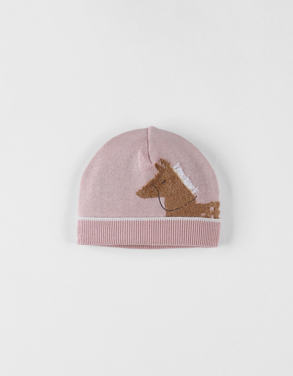 Bonnet en tricot, cheval